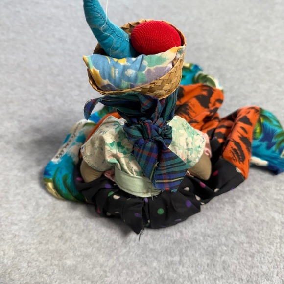 Handmade Folk Art Doll Tropical Print Patchwork Skirt Straw Hat - Picture 7 of 11